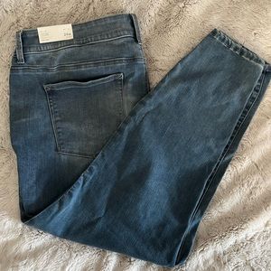 Maurices 24W Jeggings